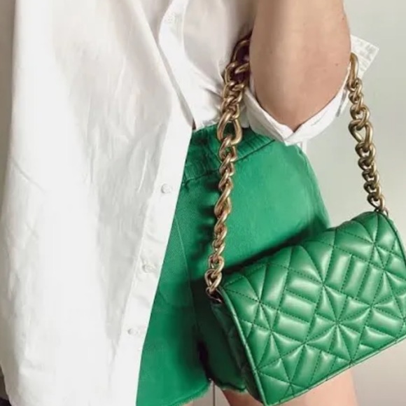 Zara Bags Zara Green Quilted Gold Chain Shoulder Bag Poshmark